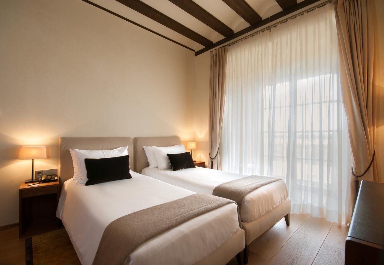 Abadia Retuerta Ledomaine Hotel Sardon De Duero ภายนอก รูปภาพ
