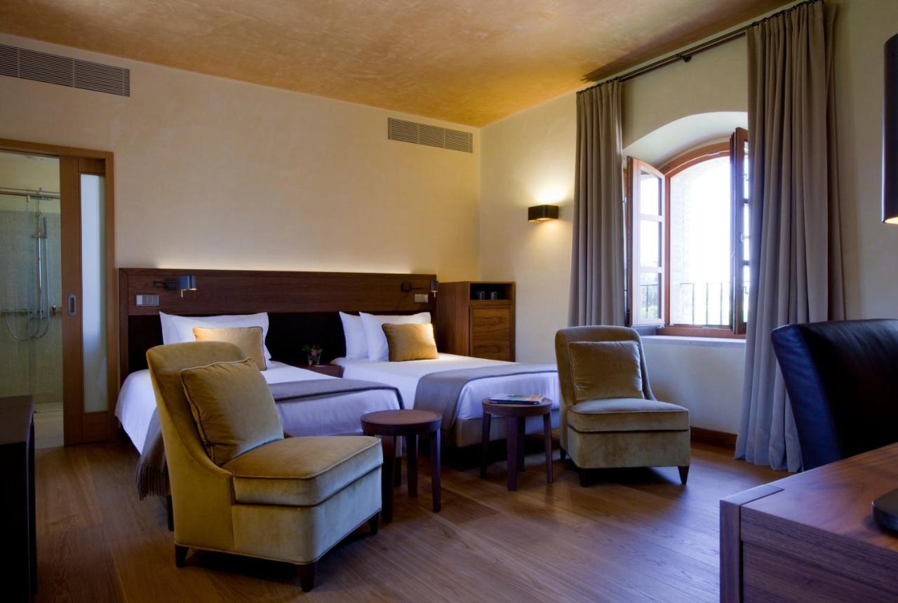 Abadia Retuerta Ledomaine Hotel Sardon De Duero ภายนอก รูปภาพ